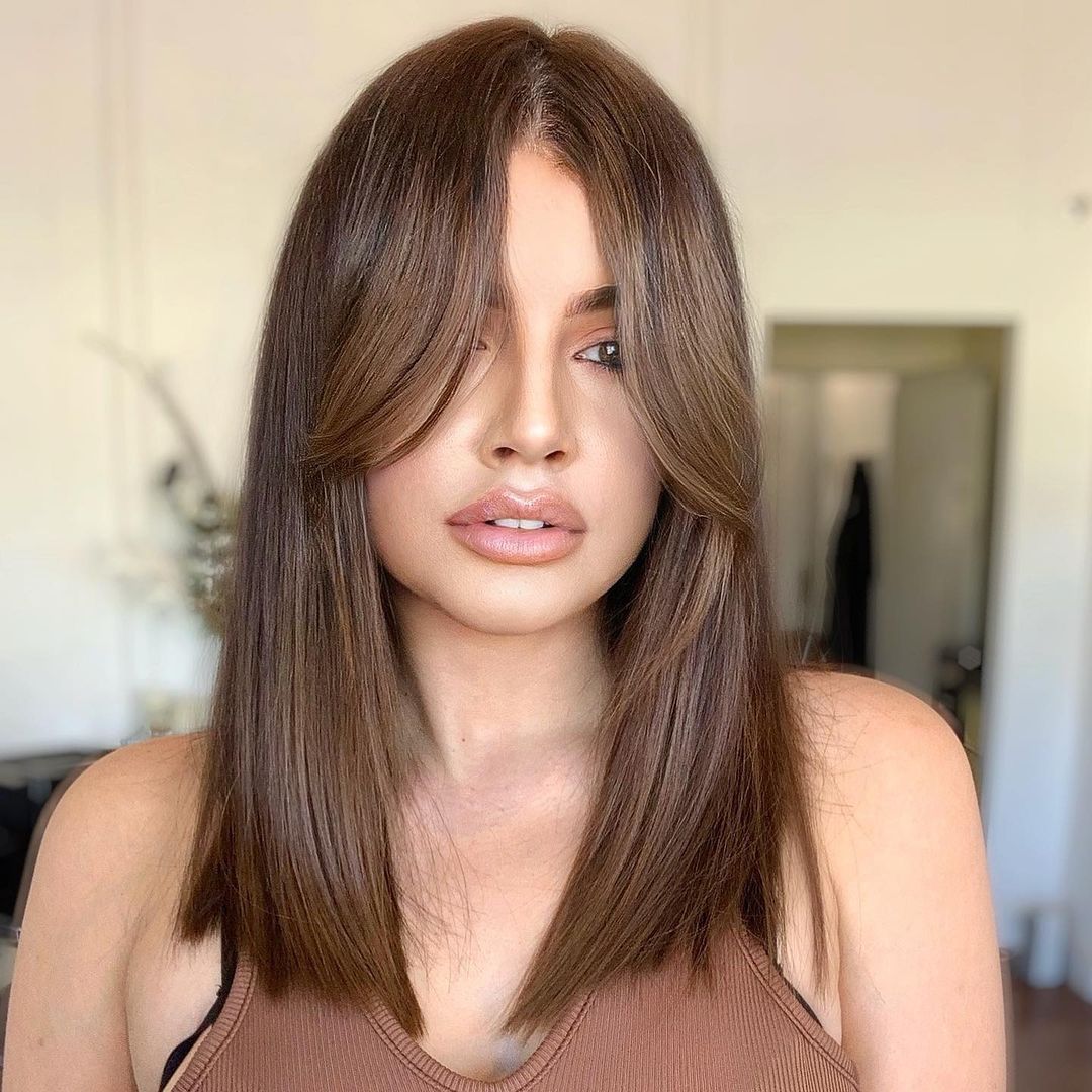 Blunt Midi Cut with Long Bangs